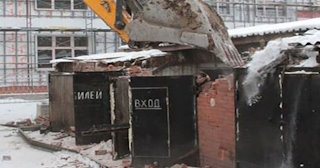 Снос гаража и вывоз мусора в Гатчине - Быстро и качественно от Сварной-Гтч от 2098 рублей
