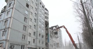 Демонтаж многоэтажного дома Гатчина, цена от 3723 руб.