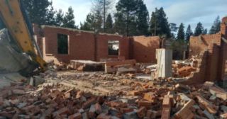 Демонтаж 1 этажного дома Гатчина, цена от 1626 руб.