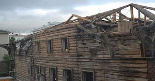 Демонтаж деревянных конструкций в Гатчине - расценки от 1049 рублей - Сварной-Гтч